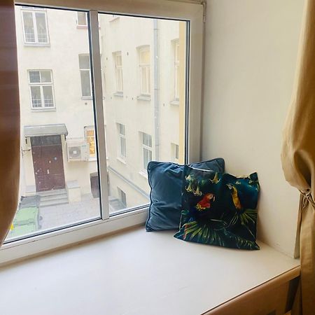 Cozy Oldtown Apartment Next Of Town Hall Square Tallinn Buitenkant foto